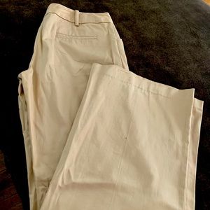 Women’s khaki pants
